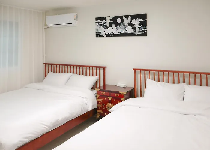 Yeobaek,2br,1ba - 2min To Hongdae, 5mins To Sangsu Station *