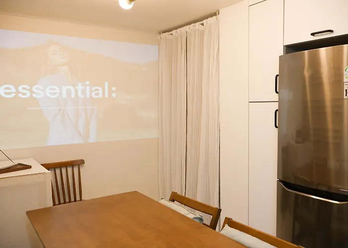 Yeobaek,2br,1ba - 2min To Hongdae, 5mins To Sangsu Station Apartment