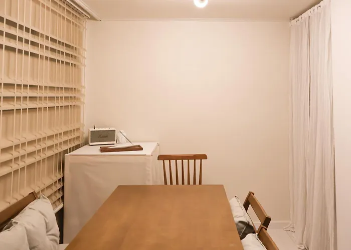 Yeobaek,2br,1ba - 2min To Hongdae, 5mins To Sangsu Station *