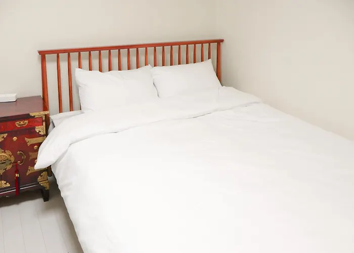 Yeobaek,2br,1ba - 2min To Hongdae, 5mins To Sangsu Station Apartment Seoul