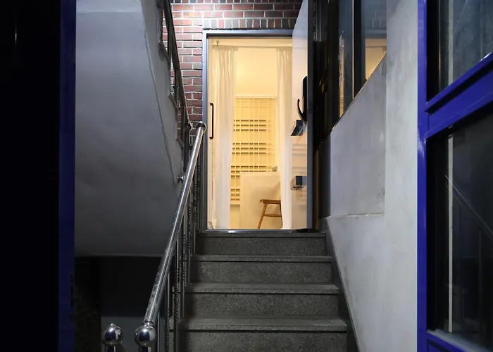 Apartment Yeobaek,2br,1ba - 2min To Hongdae, 5mins To Sangsu Station Seoul