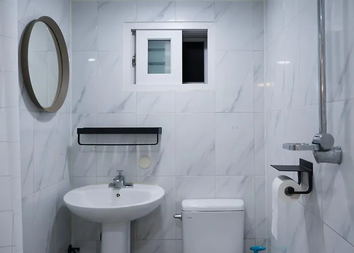 Yeobaek,2br,1ba - 2min To Hongdae, 5mins To Sangsu Station Apartment