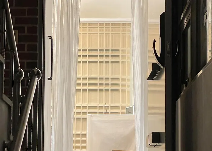 Apartment Yeobaek,2br,1ba - 2min To Hongdae, 5mins To Sangsu Station